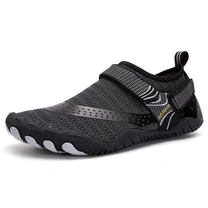 Outdoor lightweight waterproof shoes