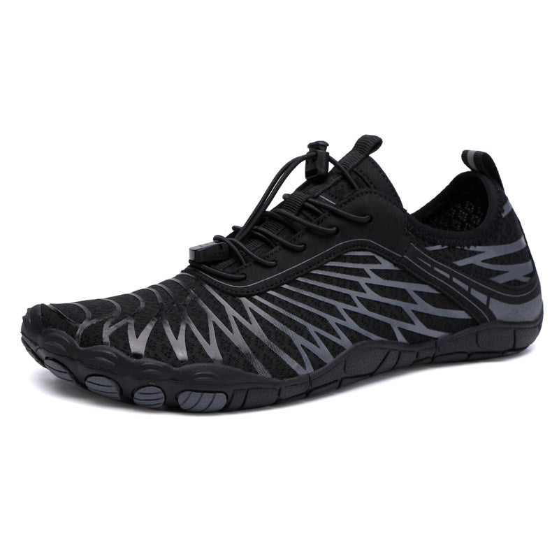 Outdoor lightweight waterproof shoes