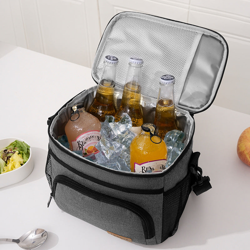 Outdoor picnic insulated bag