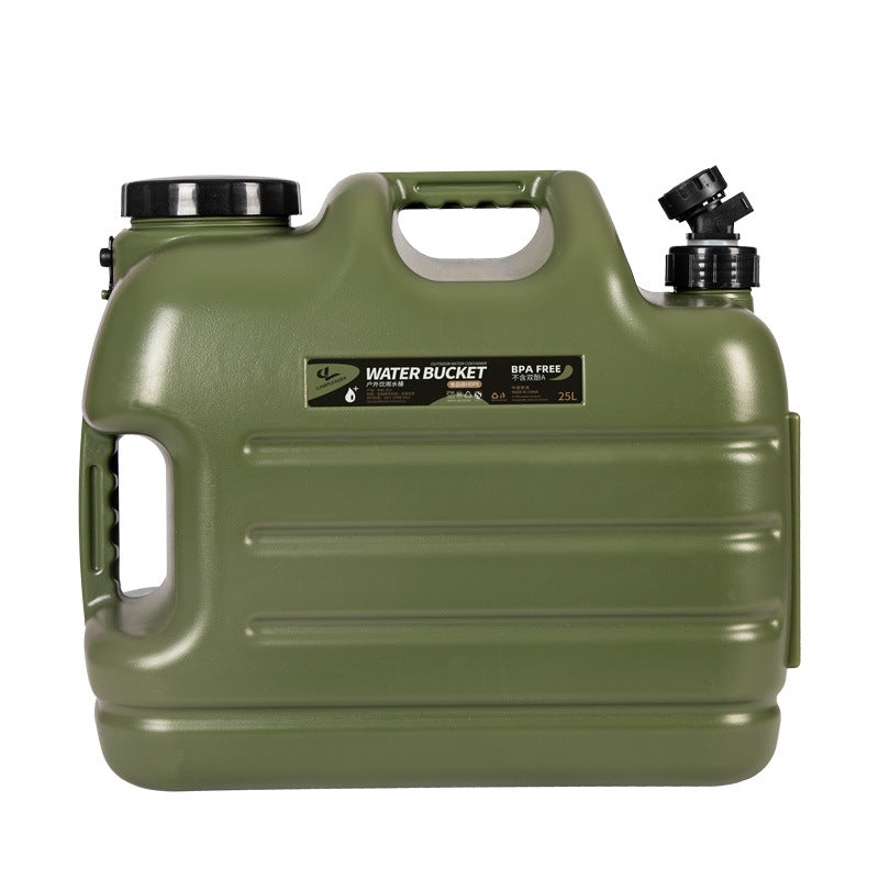 Outdoor thick-walled water bucket