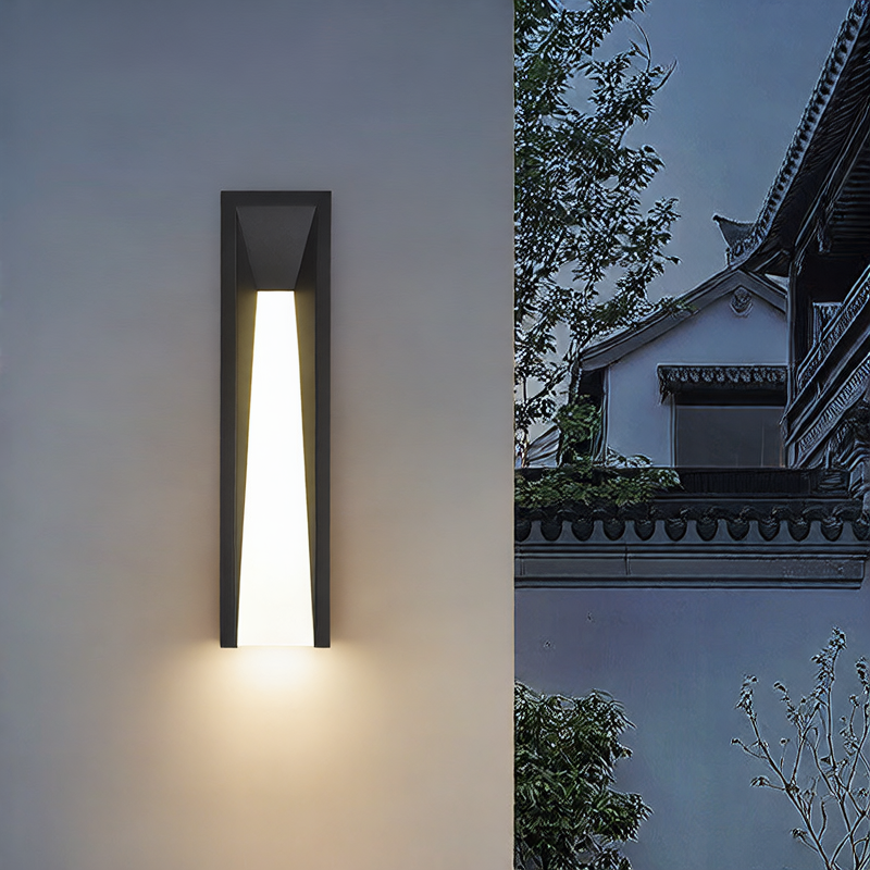 Outdoor Wall Lamp