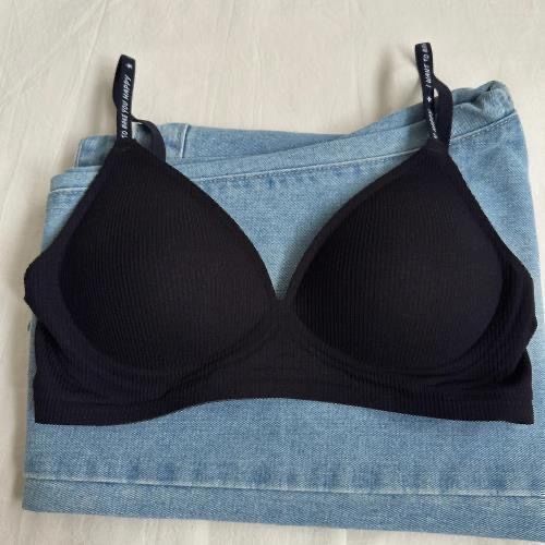 Outward-expanding bra