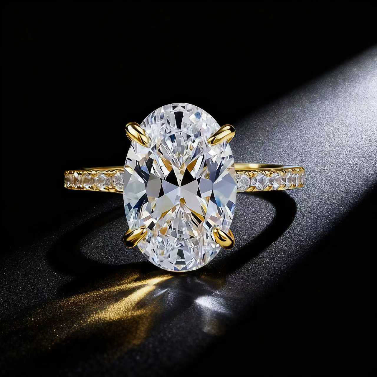 Oval Moissanite Ring Light Luxury Wedding Ring for Women