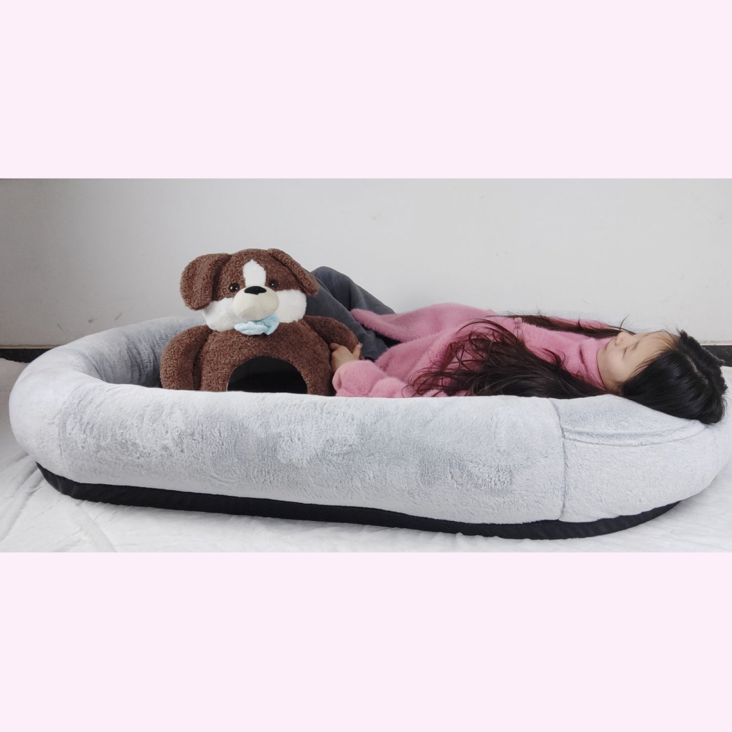 Oversized Human and Pet Shared Bed