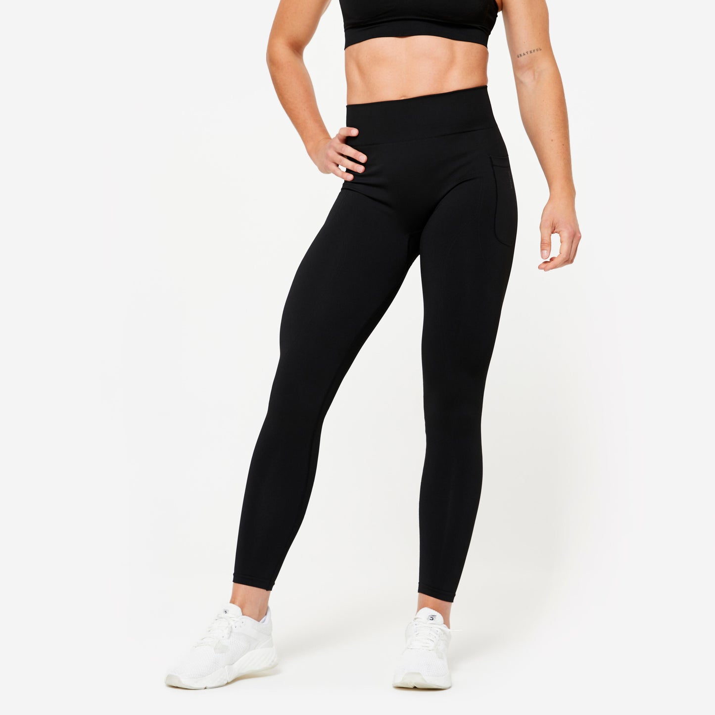 Stretchy Athletic Leggings with Mesh Side-Pockets for Fitness