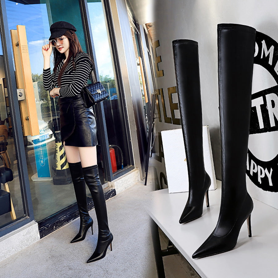 Padded ankle-length boots