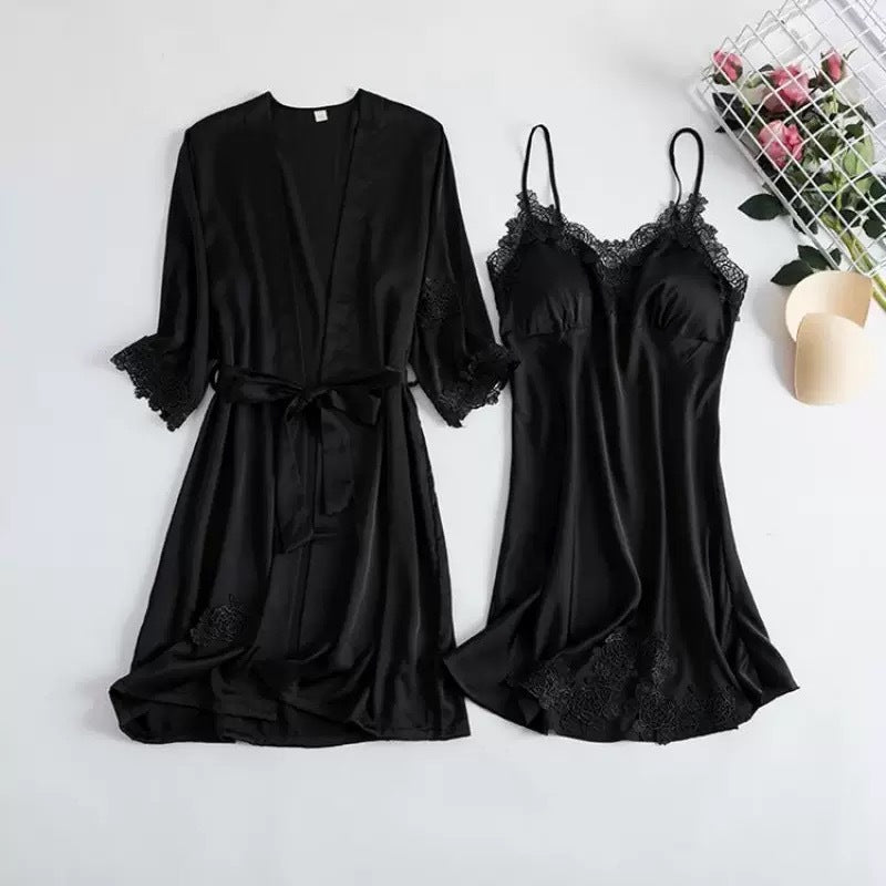 Padded nightgown with straps