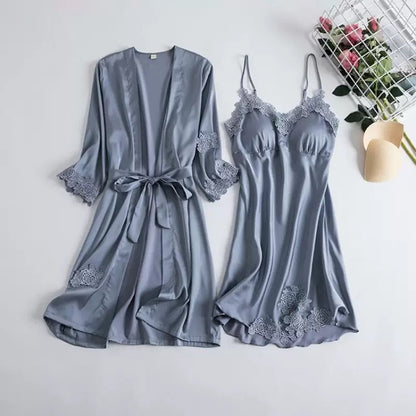 Padded nightgown with straps