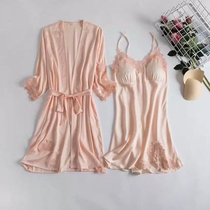 Padded nightgown with straps