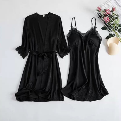 Padded nightgown with straps