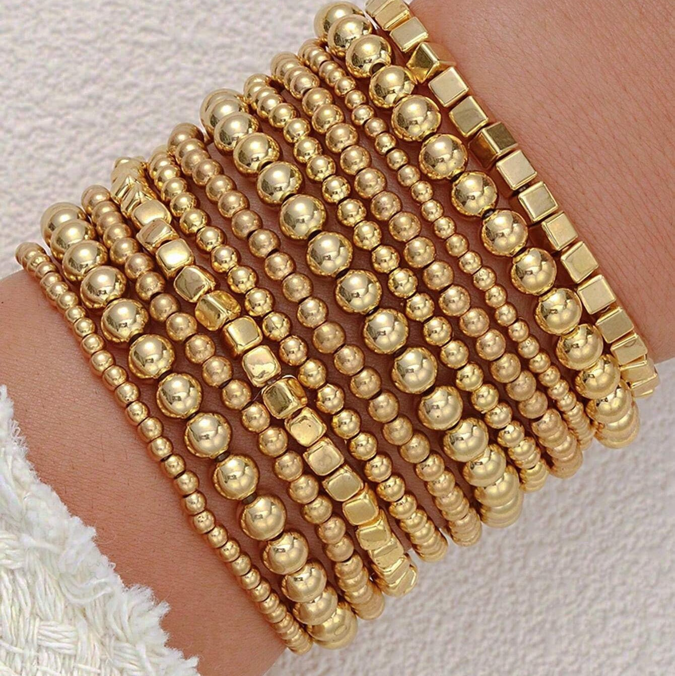 Party-style pillar rice bead bracelet