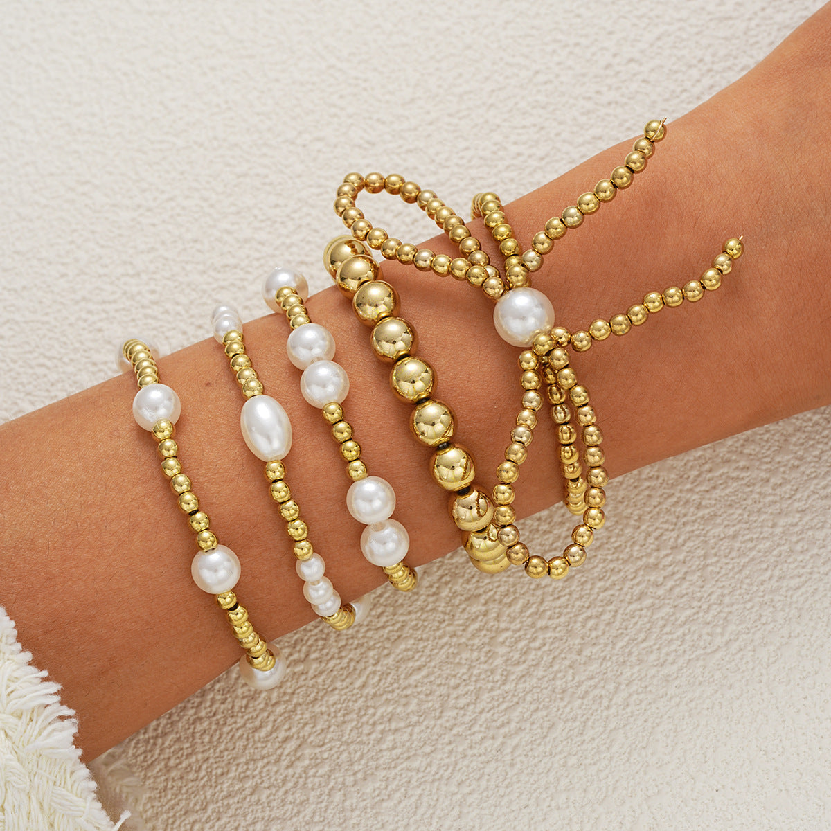 Party-style pillar rice bead bracelet