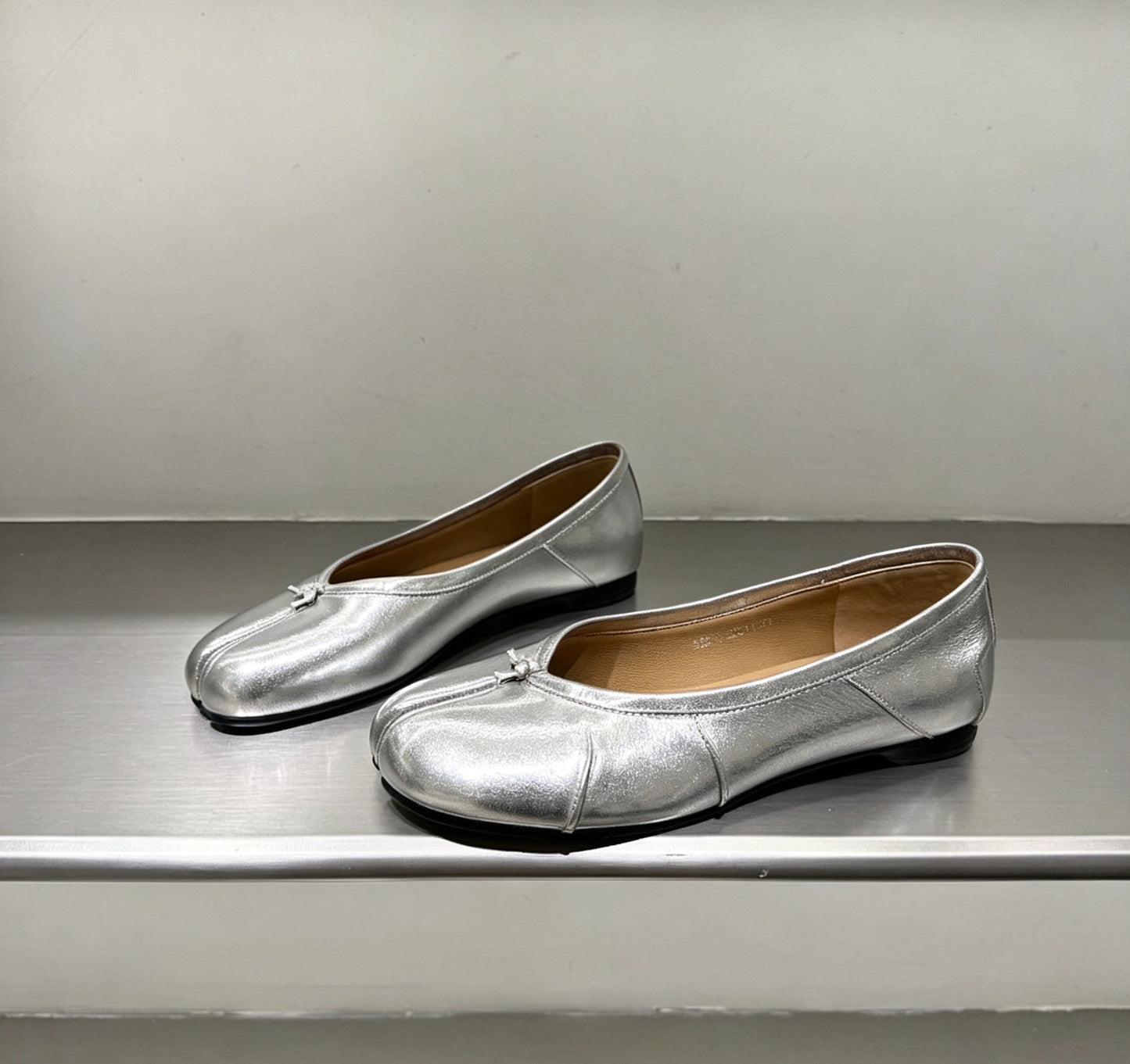 Patent Leather Flat Shoes