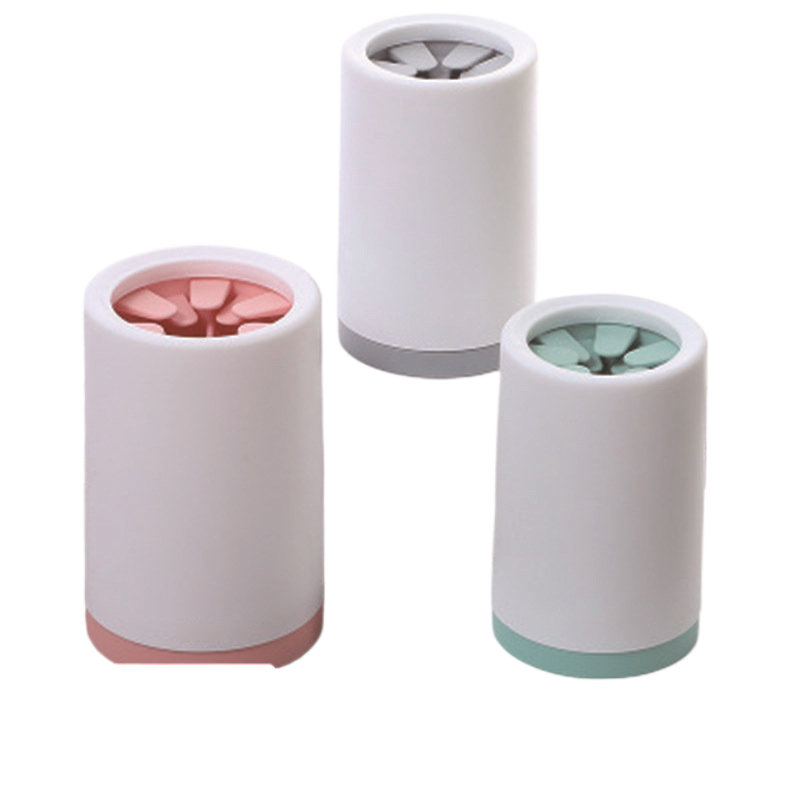 Paw cleaning foot scrubber