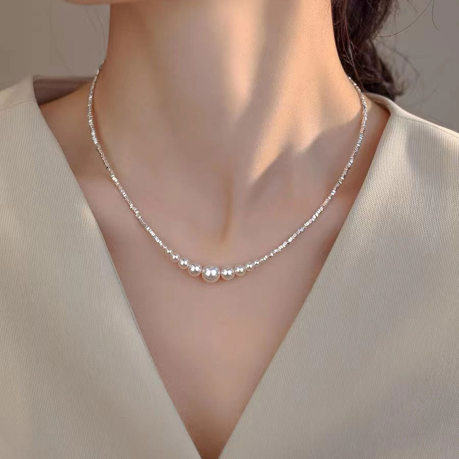 Pearl and silver necklace
