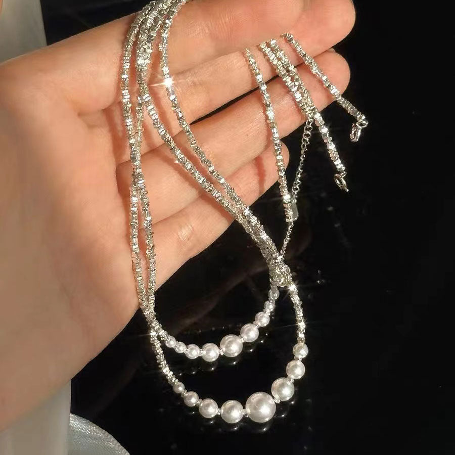 Pearl and silver necklace