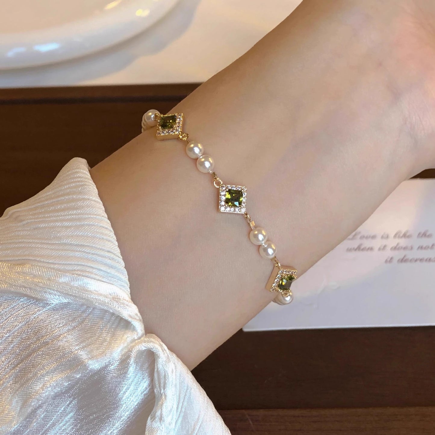 Pearl bracelet