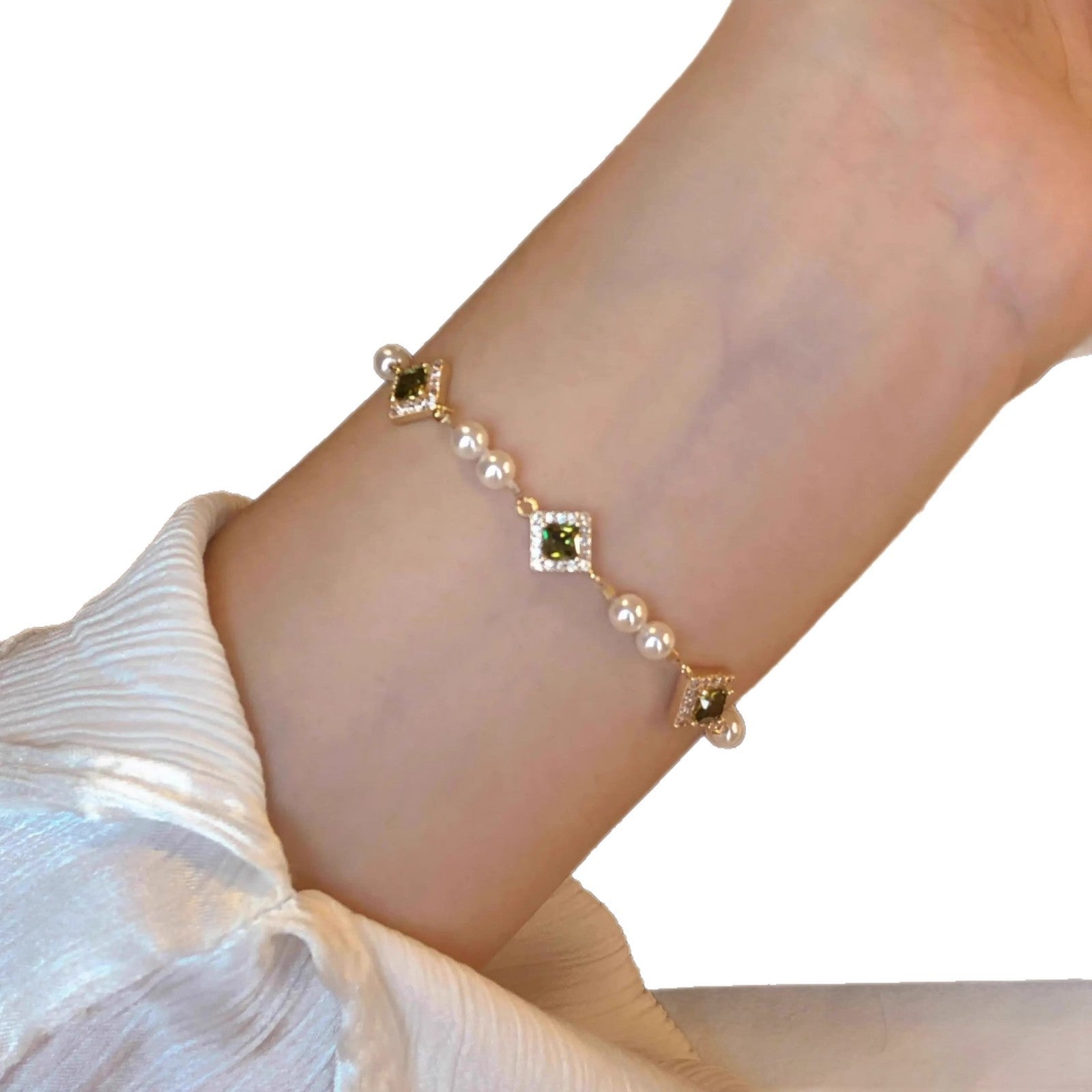 Pearl bracelet