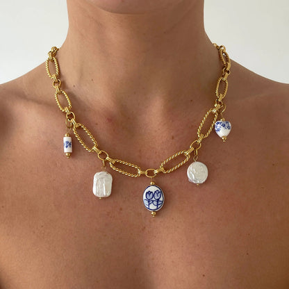Pearl ceramic pendant necklace