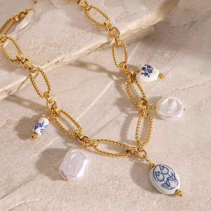 Pearl ceramic pendant necklace