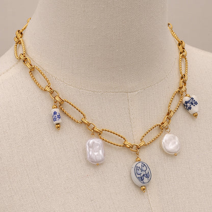 Pearl ceramic pendant necklace