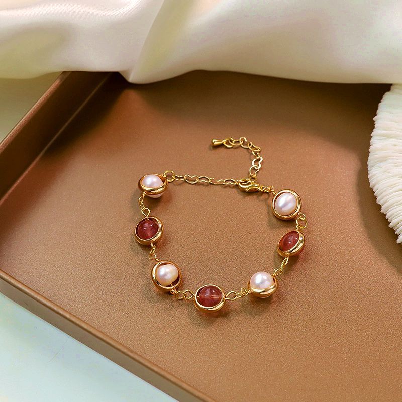 pearl chain bracelet