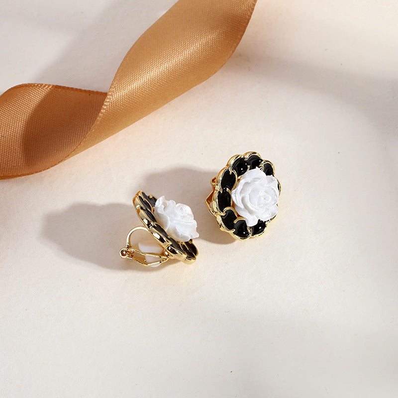 Pearl Ear Clips