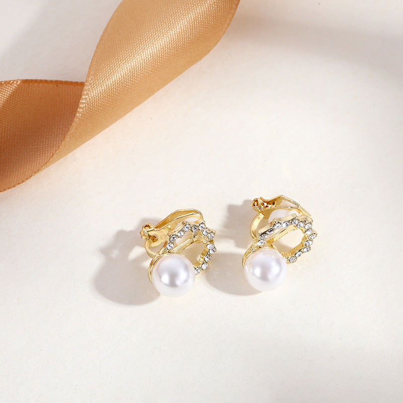 Pearl Ear Clips