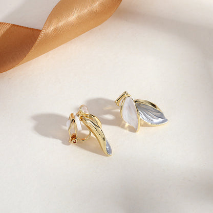Pearl Ear Clips