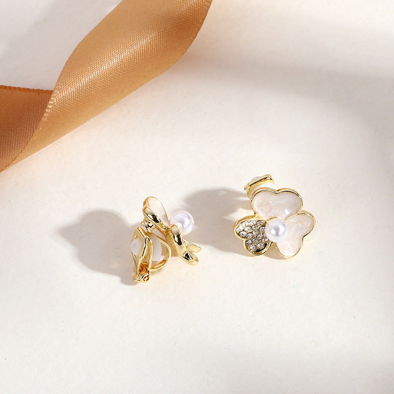 Pearl Ear Clips