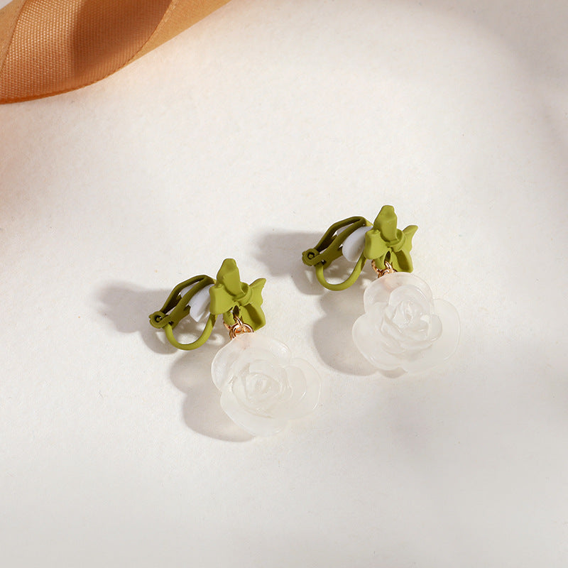 Pearl Ear Clips