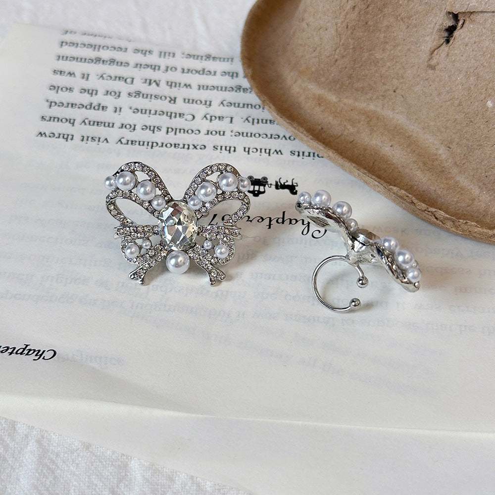 Pearl Ear Clips