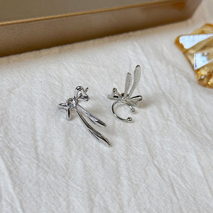 Pearl Ear Clips