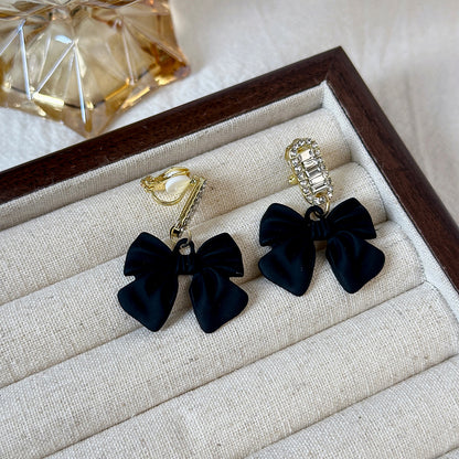 Pearl Ear Clips
