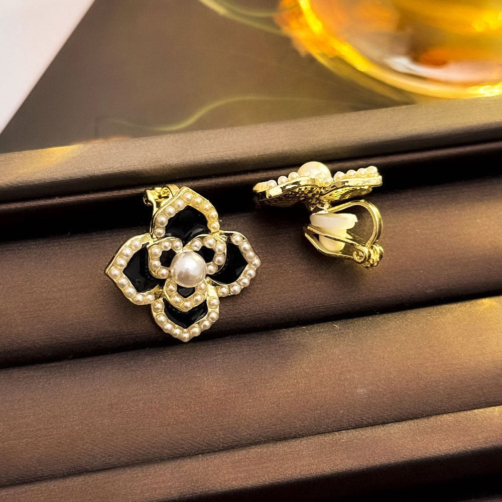 Pearl Ear Clips