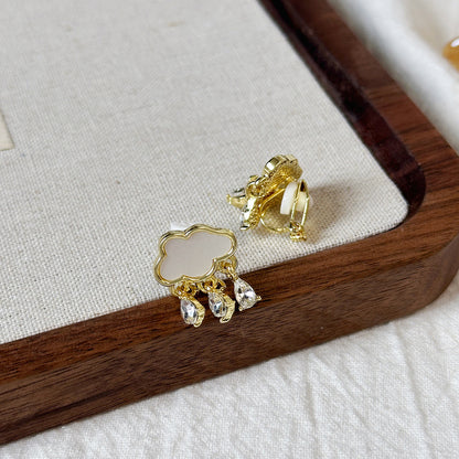 Pearl Ear Clips
