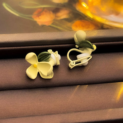 Pearl Ear Clips