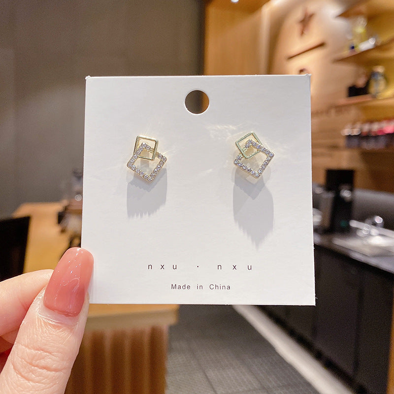 pearl earrings