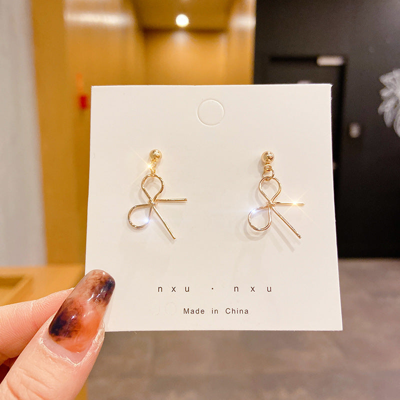 pearl earrings