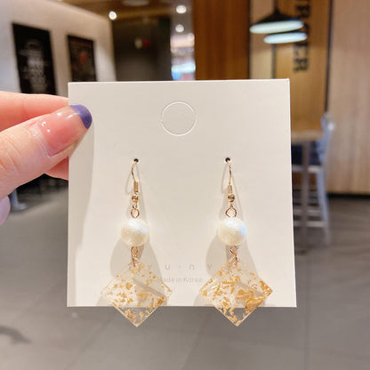 pearl earrings