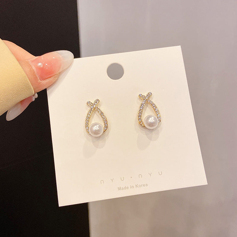 pearl earrings