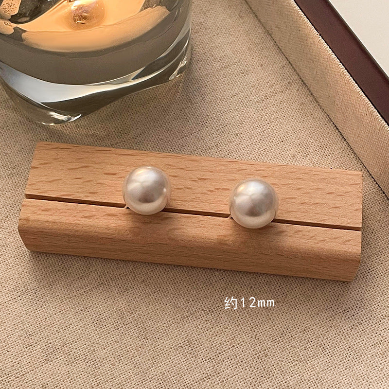 pearl earrings