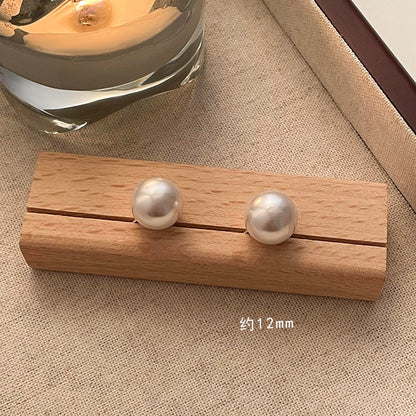 pearl earrings