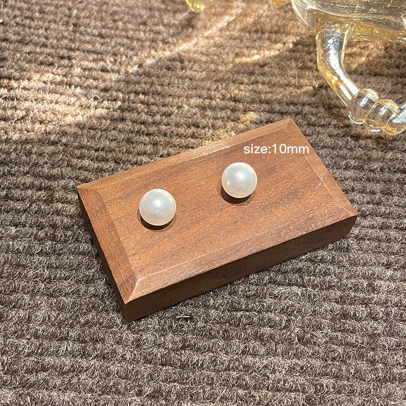 pearl earrings