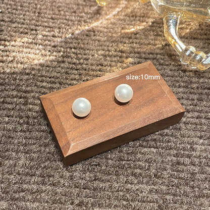 pearl earrings
