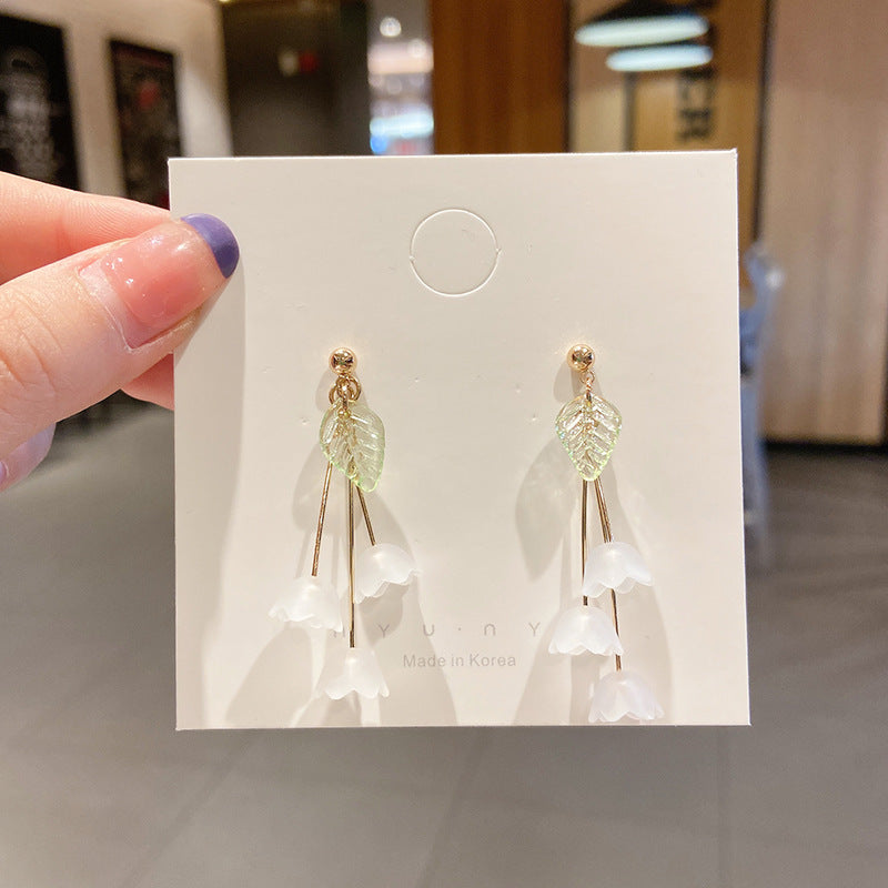 pearl earrings
