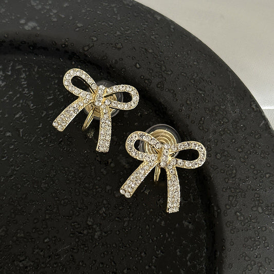 Pearl earrings without pierced ears