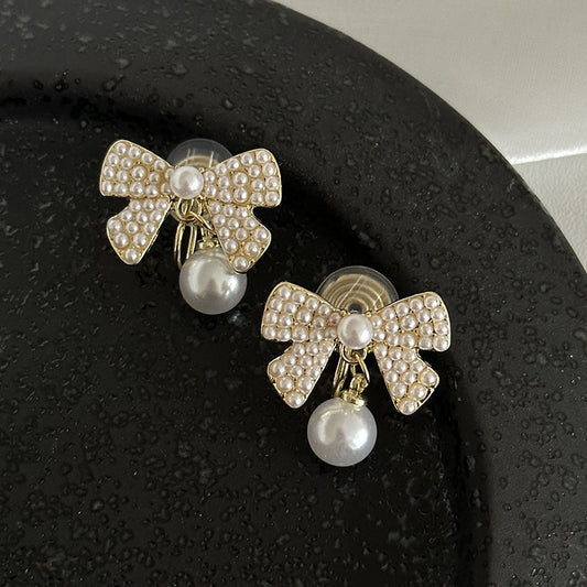 Pearl earrings without pierced ears