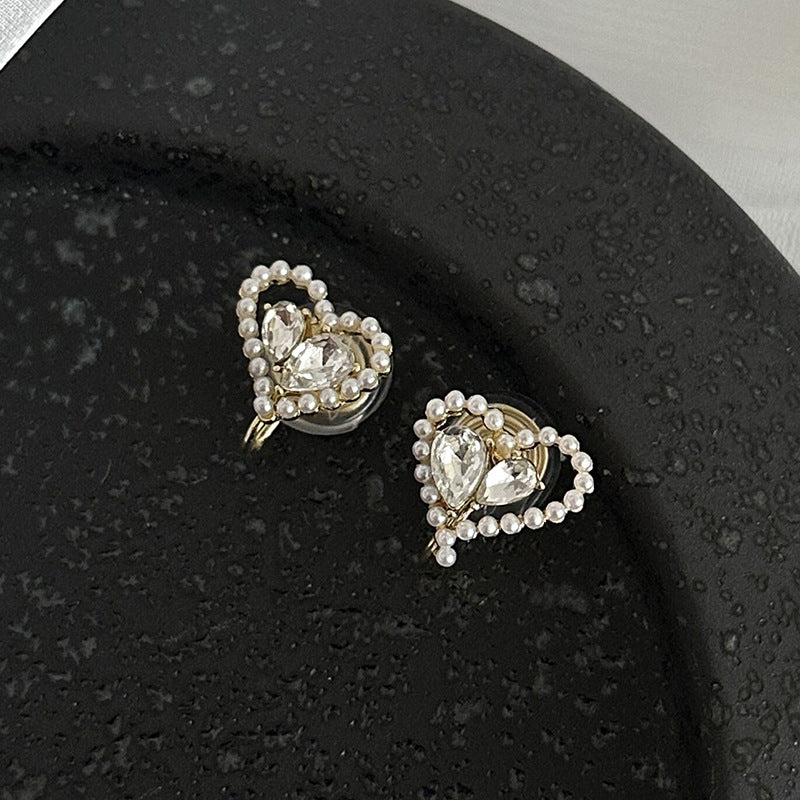 Pearl earrings without pierced ears