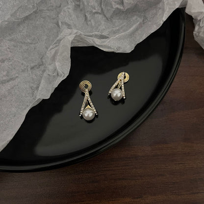 Pearl earrings without pierced ears